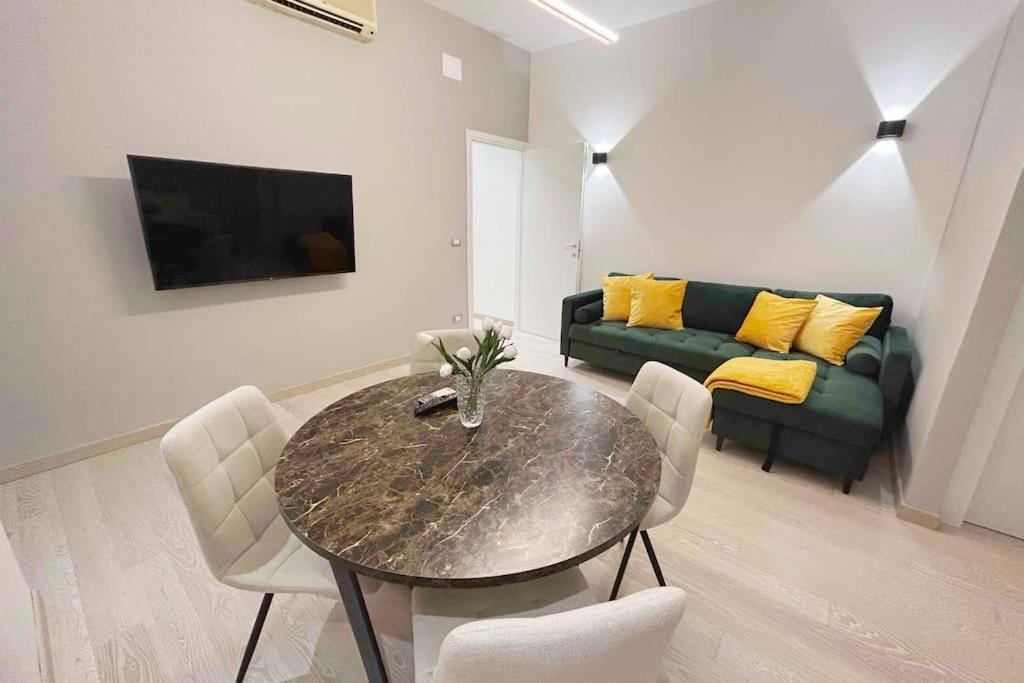 Casa Nicola- Apt In The Heart Of Appartamento